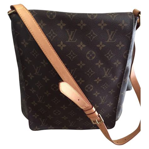 louis vuitton hamburg gebraucht|louis vuitton umhängetasche.